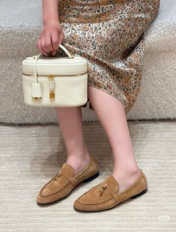 GIÀY LOAFER NỮ L P JOAN – LUXURY SUEDE NHUNG MỊN, CHARM KIM LOẠI, ĐẾ DA