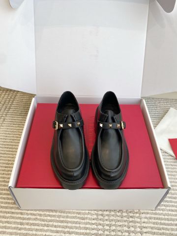 GIÀY LOAFER NỮ VLT ĐẾ DÀY LUGSOLE VLOGO SANG TRỌNG – CHẤT LƯỢNG CAO CẤP