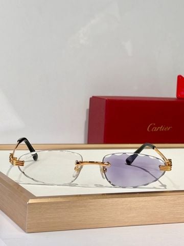 KÍNH NỮ CARTI* GỌNG VÀNG BIỂU TƯỢNG BÁO QUÝ PHÁI MẮT CHUYỂN MÀU UV