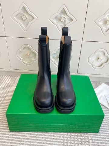 BOOT NỮ BV ĐẾ DÀY NÂNG CHIỀU CAO – FORM CHELSEA CỰC TÔN CHÂN