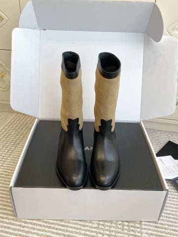 BOOT NỮ CN PHỐI DA & DA LỘN – DÁNG TÂY CÁ TÍNH, GÓT TRỤ VỪA TÔN DÁNG