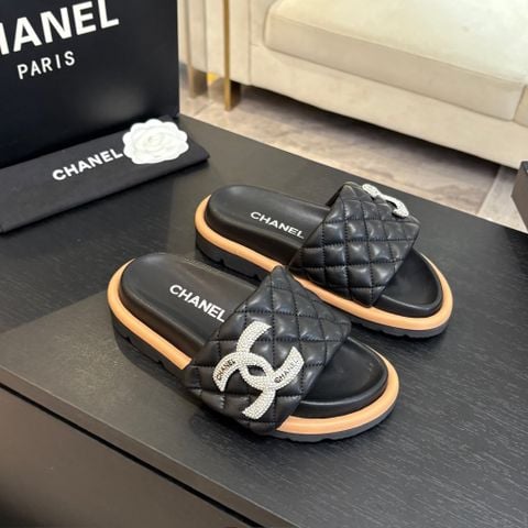 DÉP SLIDE NỮ CN QUAI CHẦN BÔNG BIỂU TƯỢNG CC ĐÍNH ĐÁ SANG TRỌNG