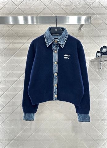 ÁO KHOÁC LEN NỮ MM PHỐI CỔ DENIM LẬT – NẸP DENIM NỔI BẬT, LOGO THÊU TINH TẾ
