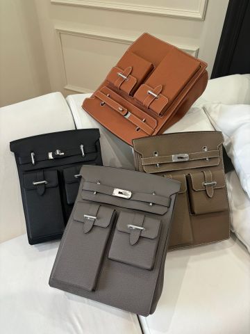 BALO NAM NỮ H M HAC A DOS FORM ICONIC