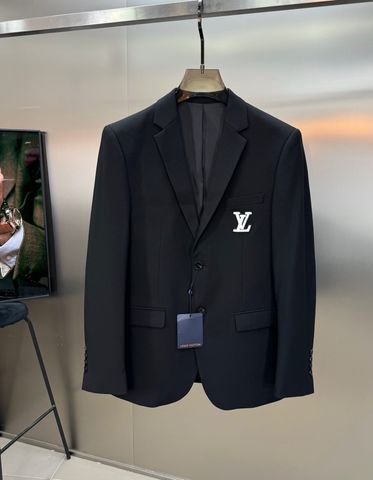 BỘ VEST NAM L V VE CỔ BẺ SANG TRỌNG – FORM SLIM GỌN VAI, QUẦN ỐNG ĐỨNG ÔM