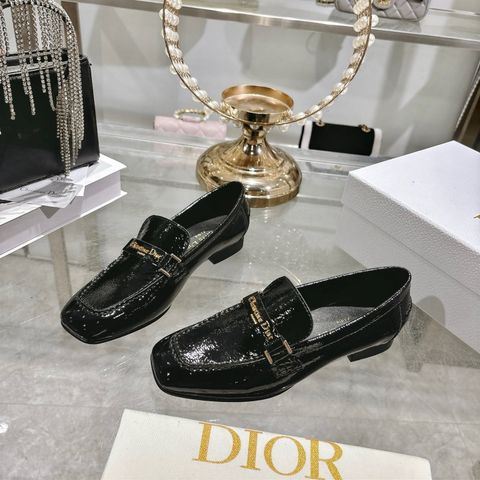 LOAFER NỮ DIO D-BOY DA BÓNG KHÓA CHỮ KIM LOẠI