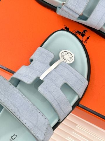 DÉP NAM NỮ HM DÒNG CHYPRE DA DÊ SUEDE VÂN CÁ SẤU