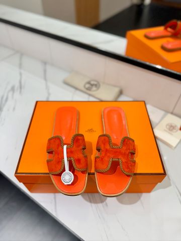 SANDAL NỮ H M H-CUT DA LỘN VIỀN BỆN TINH TẾ
