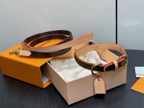 SET VÒNG CỔ & DÂY DẮT THÚ CƯNG L V MONOGRAM M82100 TAG DA TINH XẢO