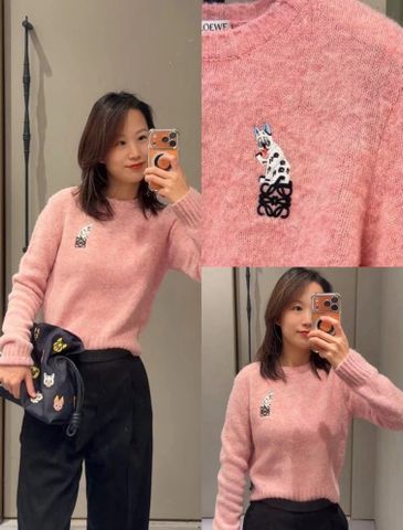 ÁO LEN NỮ LP LOGO MÈO TRƯỚC NGỰC – THÊU MÈO SAU LƯNG, CỔ TRÒN RIB THANH LỊCH