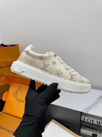 SNEAKER NỮ L V STADIUM MONOGRAM LÓT LÔNG MỀM ÊM – ĐẾ DÀY 3CM TÔN DÁNG