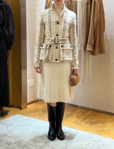 ÁO KHOÁC NỮ LP PHOM STEFANIE TWEED HỌA TIẾT KẺ CỔ ĐỨNG KÈM ĐAI TÔN EO
