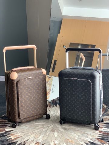 Vali kéo nam nữ – L*V hoạ tiết Monogram