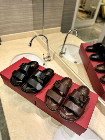 Dép nam nữ VALENTINO*  Unisex V-Logo Phiên Bản – Da Bò Cao Cấp