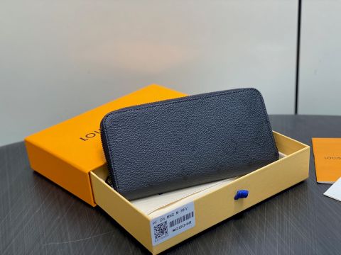 VÍ DÀI UNISEX L V MONOGRAM MIDNIGHT DÁNG ZIPPY HORIZONTAL