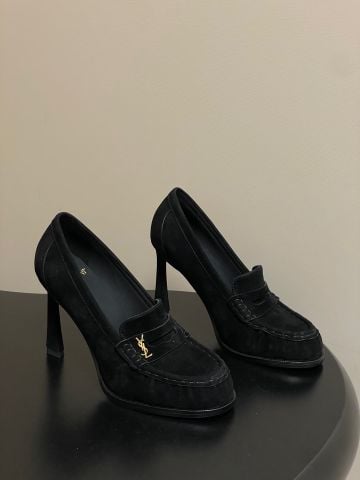 GIÀY LOAFER CAO GÓT NỮ YSL LE LOAFER DÁNG CỔ ĐIỂN DẬP VÂN CÁ SẤU GÓT 10CM