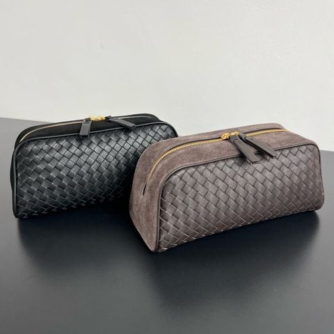 TÚI CẦM TAY NAM NỮ DÁNG TRAVEL POUCH – DA ĐAN INTRECCIATO PHỐI DA HƯƠU SUEDE