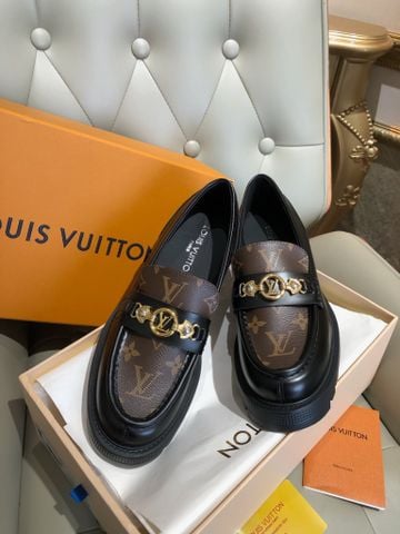 GIÀY LOAFER NỮ L V DISTRICT CHUNKY SOLE PHỐI MONOGRAM