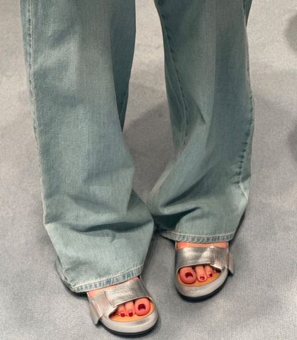 SANDAL NỮ MM DA NHĂN CỔ ĐIỂN 2 QUAI BẢN LỚN ĐẾ DÀY CÂN ĐỐI