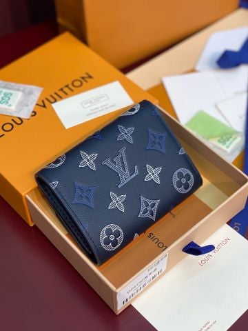 VÍ NỮ L V VICTOR WALLET MONOGRAM SHADOW DA BÊ DẬP NỔI PHỐI HIỆU ỨNG GRADIENT SANG TRỌNG