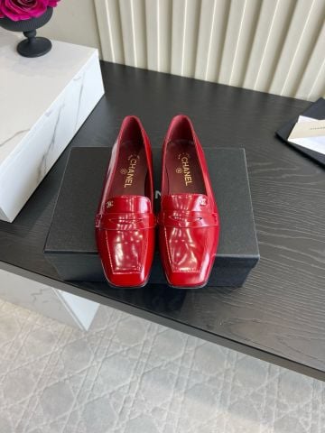 GIÀY LOAFER NỮ C N MŨI VUÔNG DA BÓNG