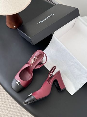 GIÀY NỮ CHAN SLINGBACK GÓT VUÔNG MŨI ĐEN TONE ĐỎ RƯỢU VANG