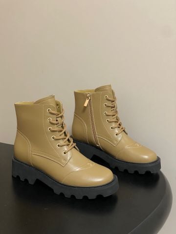 BOOT NỮ CN PHIÊN BẢN 25A – FORM MARTIN LACE-UP SANG GỌN, ĐẾ CAO SU ĐÚC RĂNG CƯA CÁ TÍNH