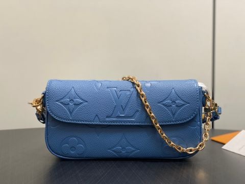 TÚI XÁCH NỮ L V WALLET ON CHAIN IVY MONOGRAM EMPREINTE DA BÒ VÂN HẠT ÉP NỔI DÂY XÍCH ÁNH VÀNG