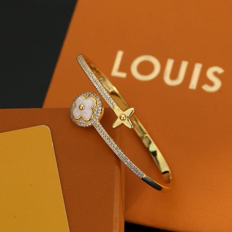 VÒNG TAY NỮ L V TWIG MONOGRAM FLOWER – PHOM VÒNG HỞ ĐÍNH ĐÁ SÁNG, CHI TIẾT HOA BIỂU TƯỢNG THANH LỊCH