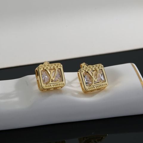 BÔNG TAI NỮ L V TWIG CRYSTAL STUD – THIẾT KẾ VALI MINI MONOGRAM ĐÍNH PHA LÊ, HIỆU ỨNG TRANG SỨC SÁNG SANG