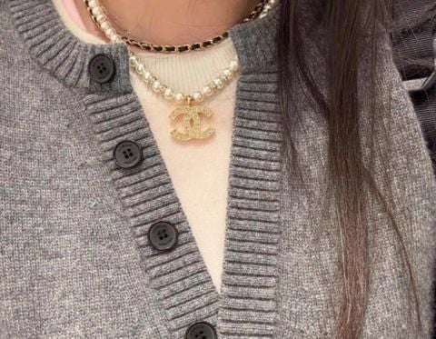 DÂY CHUYỀN NỮ C H N L DOUBLE LAYER PEARL CHAIN – THIẾT KẾ HAI TẦNG NGỌC TRAI PHỐI XÍCH DA, MẶT DOUBLE C ĐÍNH ĐÁ SANG TRỌNG