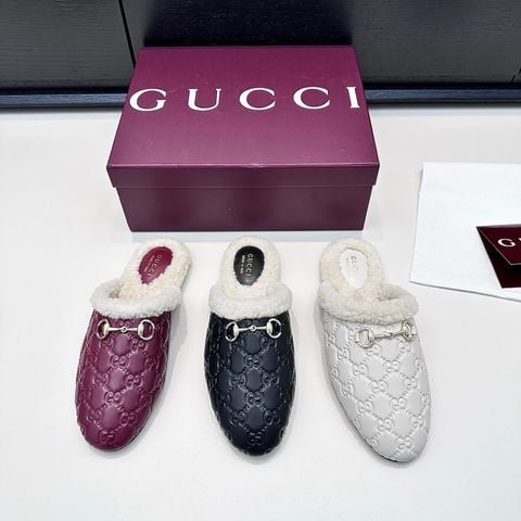 GIÀY MULE NỮ GC DẬP HỌA TIẾT GG