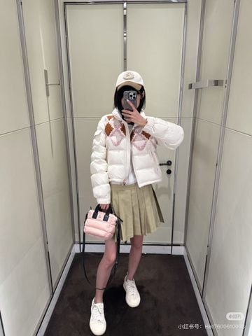 ÁO PHAO NỮ MONC* HỌA TIẾT ARGYLE DỆT LEN – PHIÊN BẢN 2025