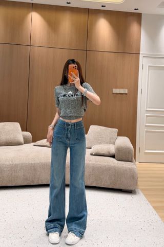 QUẦN JEANS NỮ C L FLARE JEANS 004 – CẠP CAO, 4 TÚI ỐP & THÊU TRIOMPHE