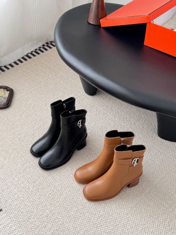 BOOT NỮ H M KELLY BUCKLE CỔ NGẮN DÁNG THANH LỊCH