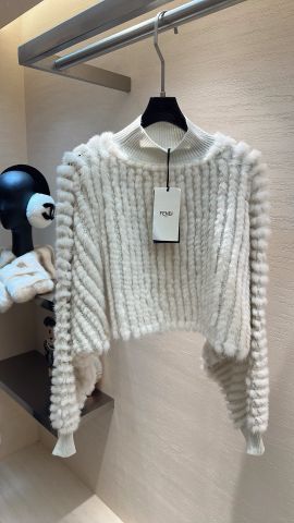 ÁO LEN NỮ FEN* LÔNG CHỒN DỆT NỔI SIÊU MỊN PHOM CROP SANG TRỌNG CHO MÙA ĐÔNG