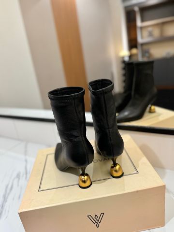 BOOT NỮ VALEN* GÓT LY RƯỢU 6.5CM – DA CỪU CO GIÃN