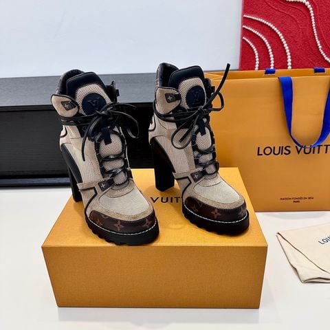 BOOT NỮ L V PHOM TREKKING GÓT TRỤ CAO “HẦM HỐ” – CHẤT NGẦU KHÓ TRỘN