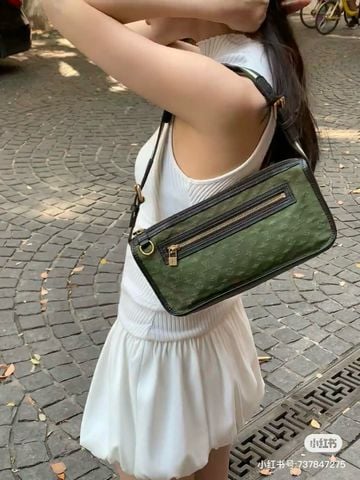 TÚI ĐEO VAI NAM NỮ L V MINI MONOGRAM LUCILLE PM – CANVAS DỆT PHỐI DA BÒ, DÂY ĐEO BẢN RỘNG