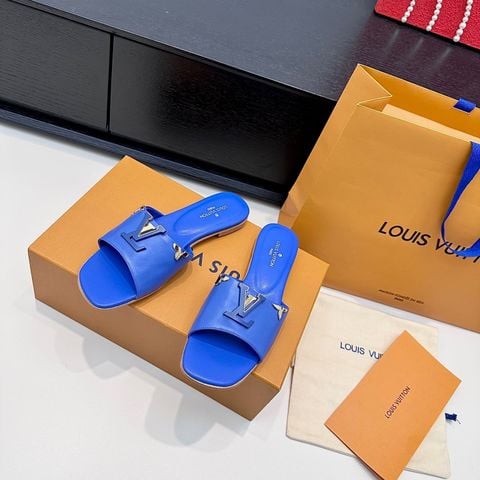 DÉP SANDAL NỮ L V KHÓA V SIGNATURE DÁNG SLIDE SANG GỌN ĐÁY PHẲNG