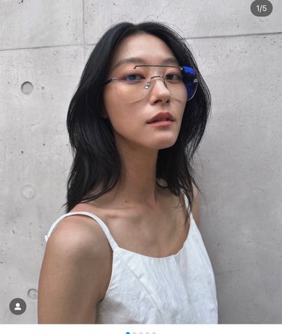 KÍNH MẮT NỮ CN DÒNG CH4285T PHI CÔNG RIMLESS GỌNG TITANIUM THANH MẢNH TRÒNG GRADIENT SANG TRỌNG