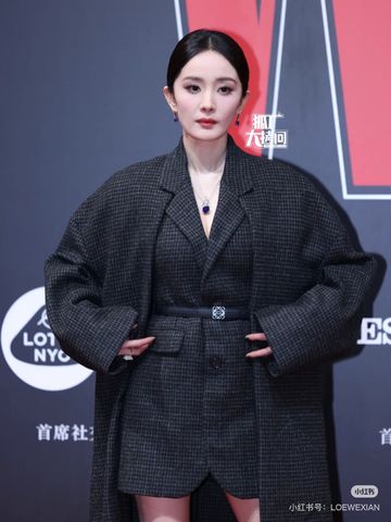 THẮT LƯNG NỮ LOEW DA BÒ VÂN SẠN MẶT LOGO ANAGRAM VÀNG BẢN MẢNH 2CM