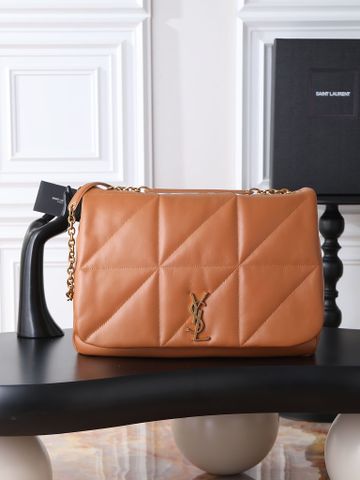 TÚI XÁCH NỮ YSL JAMIE PHOM JUMBO DA CỪU Ý – CHẦN BÔNG SANG TRỌNG, KHÍ CHẤT RETRO