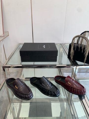 Sục nữ Y.S.L. vân cá sấu – Limited Edition