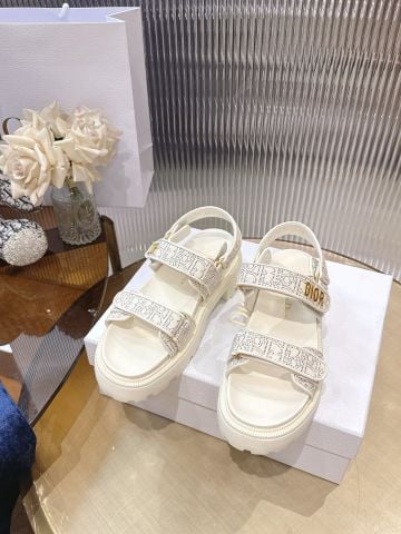 SANDAL NỮ DR QUAI DÁN HỌA TIẾT OBLIQUE ĐẾ PLATFORM CÁ TÍNH