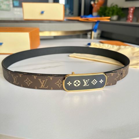 THẮT LƯNG NỮ L*V  MONOGRAM HAI MẶT KHÓA BẢN HẸP HIỆN ĐẠI