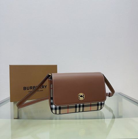 TÚI XÁCH NỮ Burberry* * VINTAGE CHECK – NẮP DA ĐEN, NHỎ GỌN 21CM