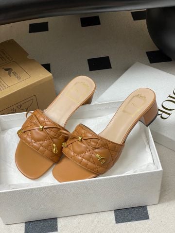 SANDAL CAO GÓT NỮ DR D-CANNAGE CHẦN BÔNG CANNAGE NƠ KIM LOẠI CD GÓT VUÔNG 4.5CM