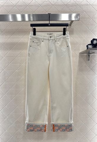 QUẦN JEANS NỮ H M DÁNG ỐNG SUÔNG THANH LỊCH – GẤU LẬT PHỐI HỌA TIẾT SIGNATURE