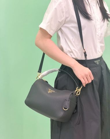 TÚI XÁCH NỮ PRD DÁNG HOBO MINI DA BÒ VÂN HẠT PHOM MỀM SANG TRỌNG